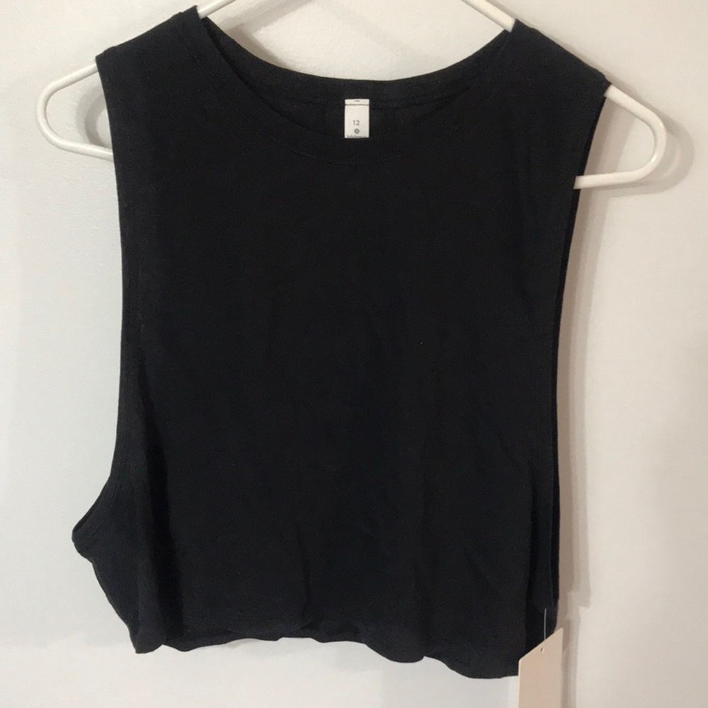 Lululemon size 12 muscle love crop tank black new
